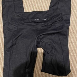 Lululemon jean colour leggings bought a looong time ago. some elastic showing 4